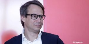 Adrian Neuhauser is the new President of Avianca.